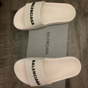 Women Balenciaga slides